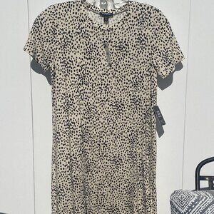 Express Dress Women XXS Animal Print-T-shirt style Shift